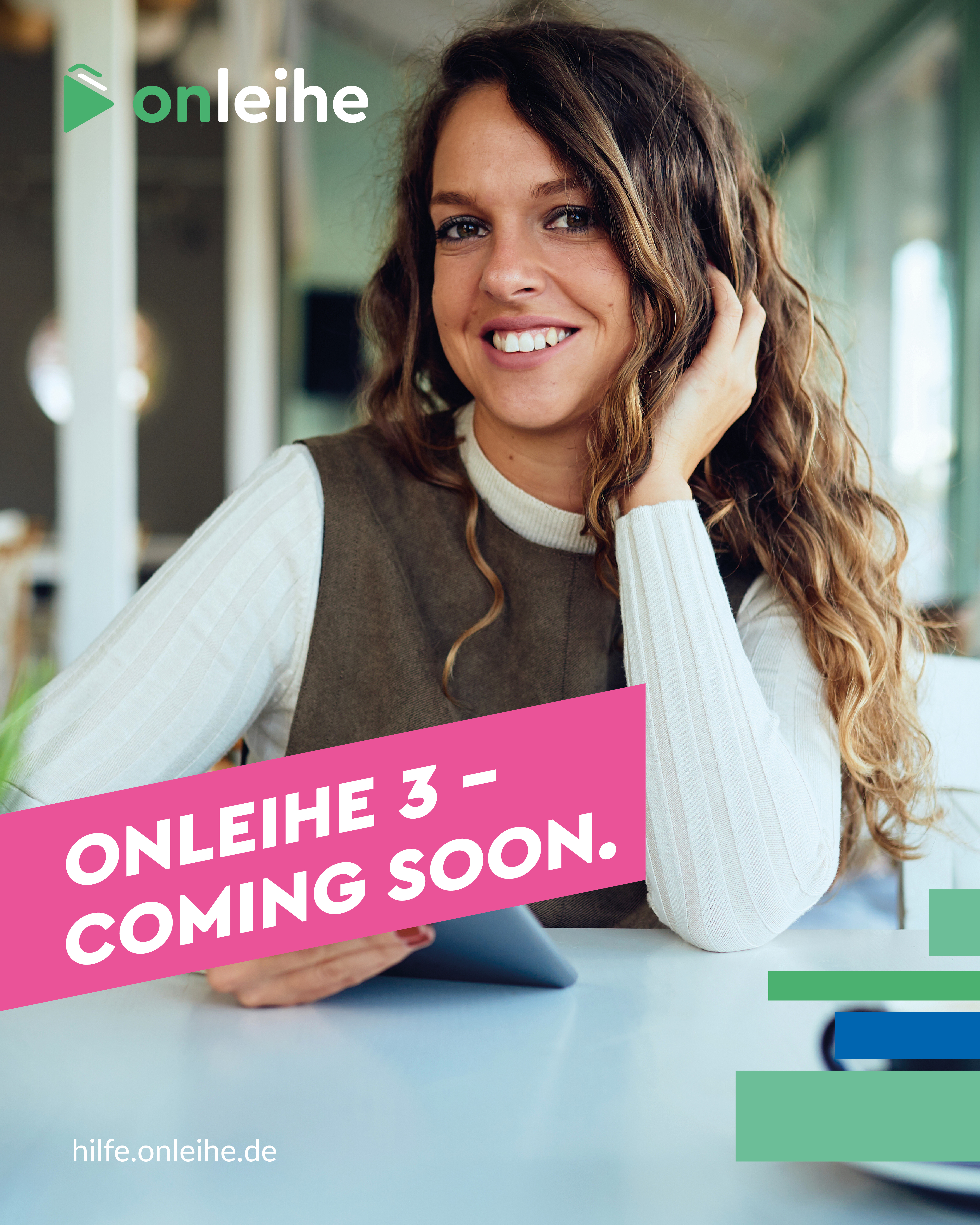 Frau mit Tablet Onleihe 3 coming soon