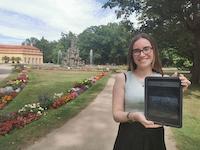 Freiwillige Kraft präsentiert ihr Projekt: Tablet-Rallye zum Thema Umweltschutz durch den Schlossgarten und Botanischen Garten