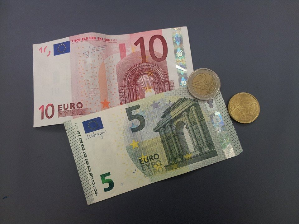 Geld © Lebenshilfe für Menschen mit geistiger Behinderung Bremen e.V., Illustrator Stefan Albers, Atelier Fleetinsel, 2013